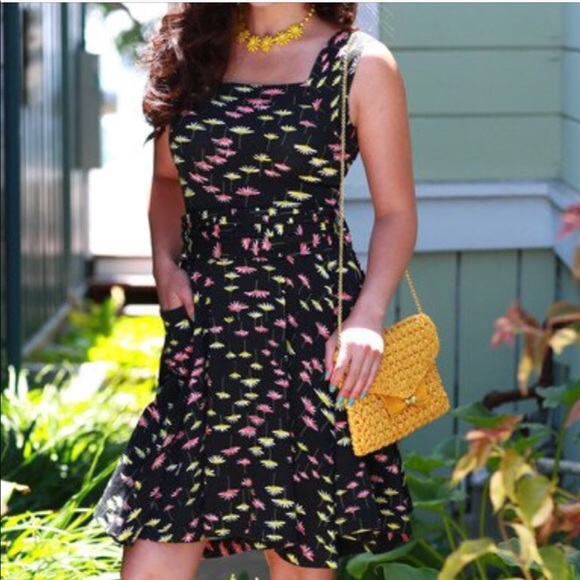 Effie’s Heart Dresses & Skirts - Effie’s Heart Dolce Vita Dress in Wildflower Print